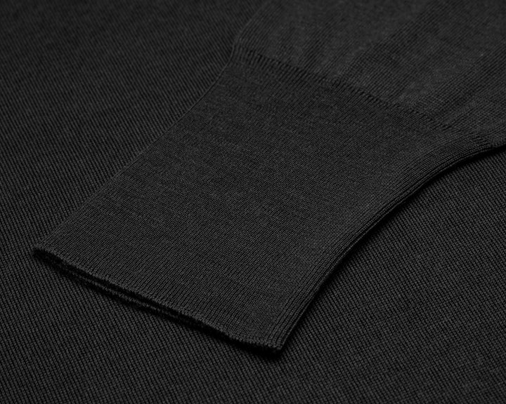 Bobby Merino Wool V-Neck Jumper - Black