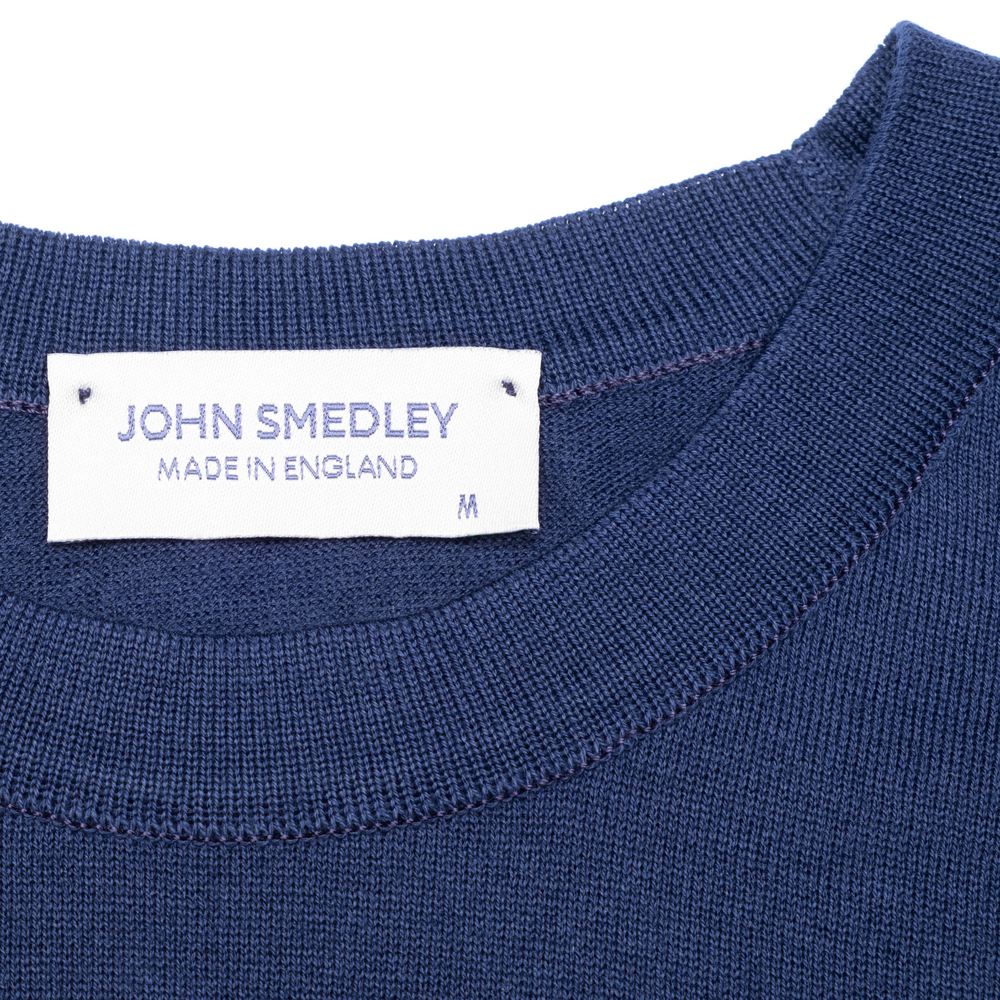 Lorca Merino Wool T-Shirt - French Navy - Collar