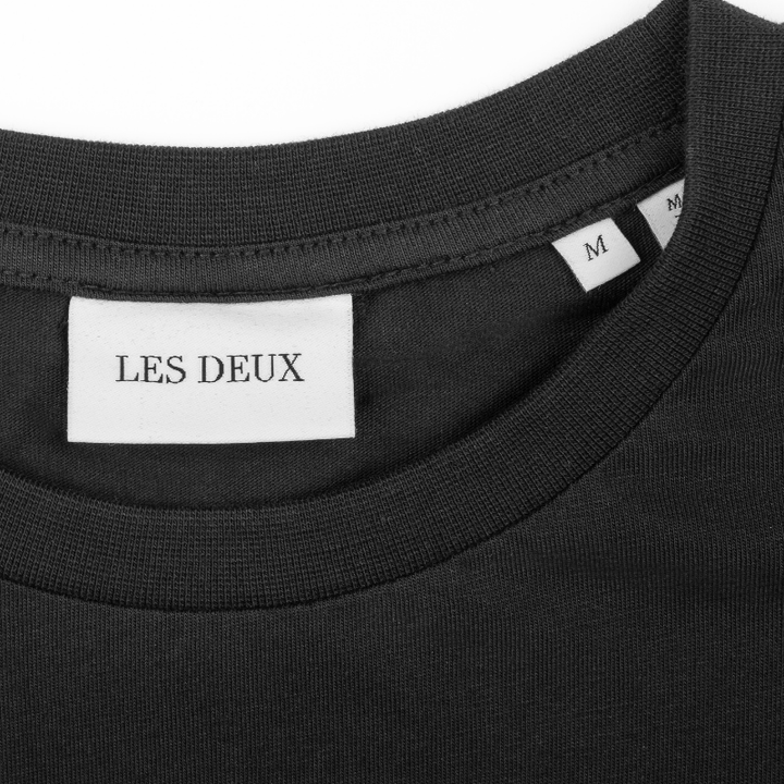 Nørregaard T-Shirt - Black - Collar