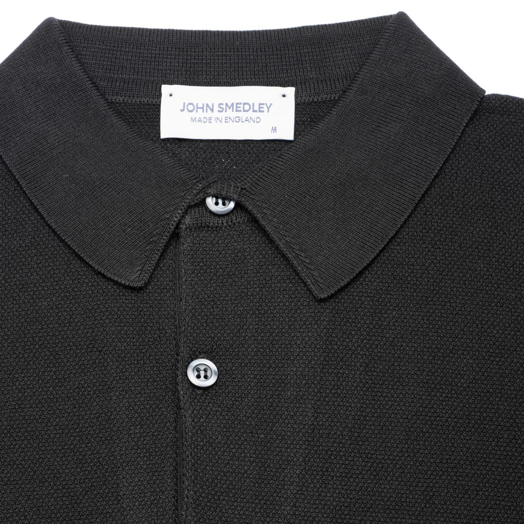 Roth Merino Wool Polo Shirt - Black - Collar