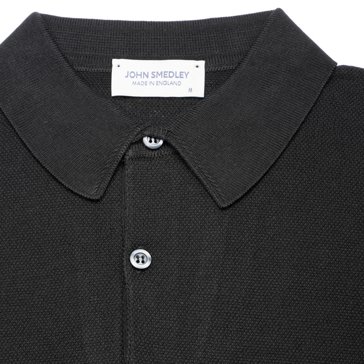 Roth Merino Wool Polo Shirt - Black - Collar